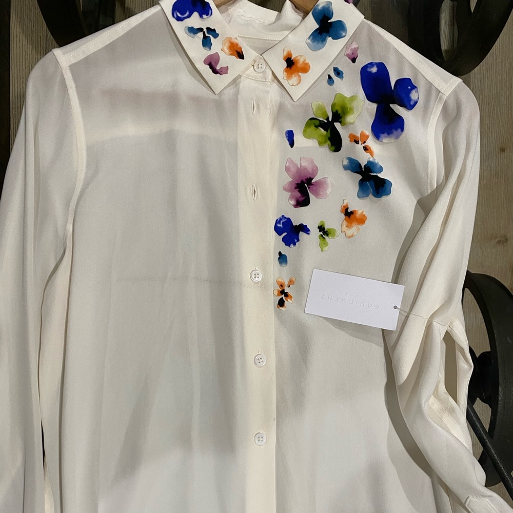 equipment flower blouse